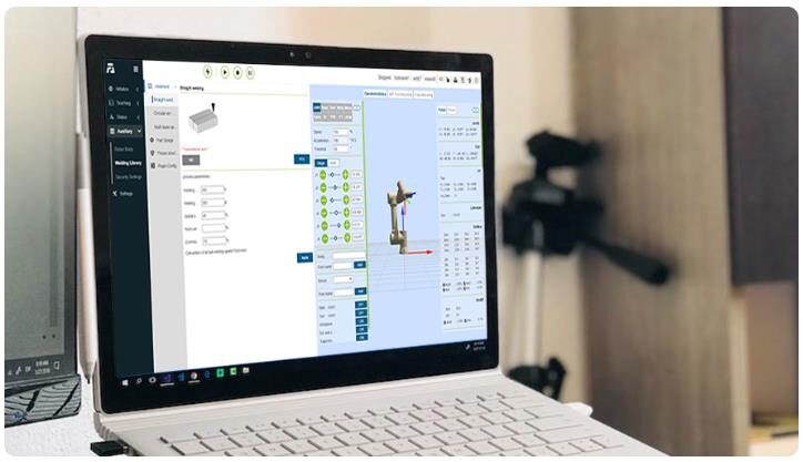 Interfaccia di controllo cobot ITFR su laptop
